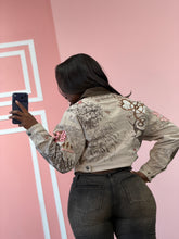 Load image into Gallery viewer, Tan-Man : jacket
