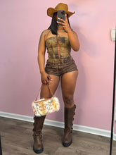 Load image into Gallery viewer, Cocoa : leather shorts