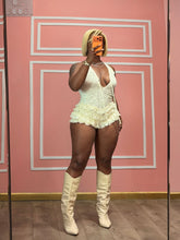 Load image into Gallery viewer, Creme : romper