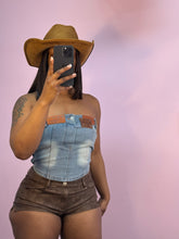 Load image into Gallery viewer, Cocoa : leather shorts