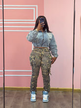 Load image into Gallery viewer, Biggie : Denim Jacket