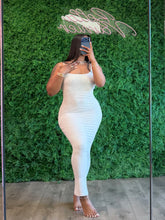 Load image into Gallery viewer, Summer Essentials : dress