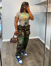 Load image into Gallery viewer, Galaxy : tee