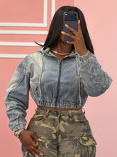 Load image into Gallery viewer, Biggie : Denim Jacket