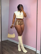 Load image into Gallery viewer, Cobra : leather shorts