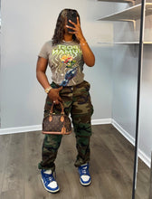 Load image into Gallery viewer, Galaxy : tee